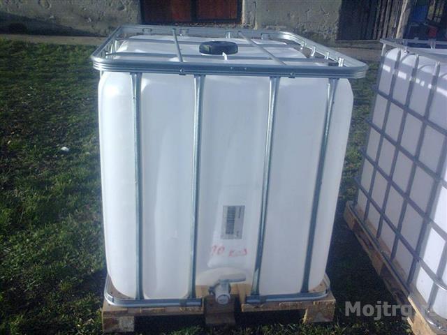 IBC-kontejneri-za-vodu-od-1000l