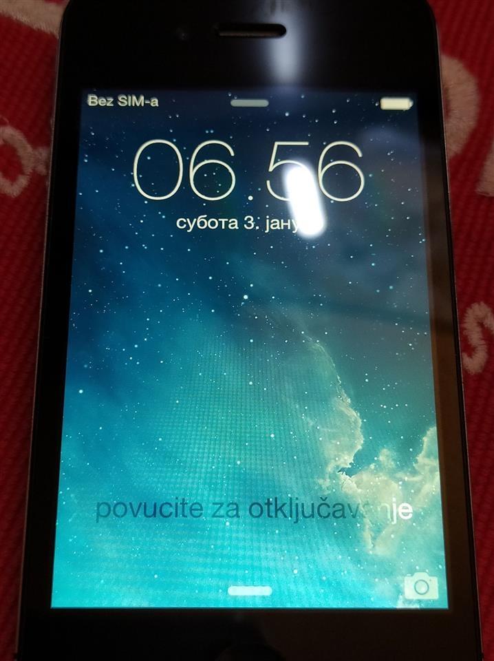 IPhone--4S