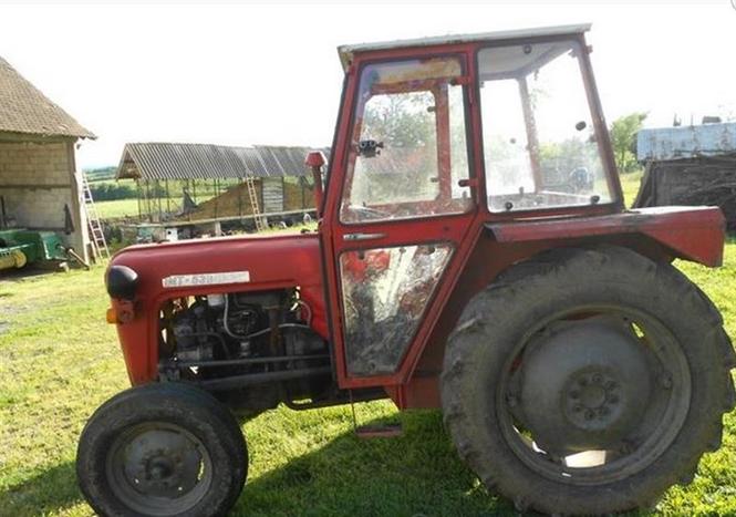 Traktor 539