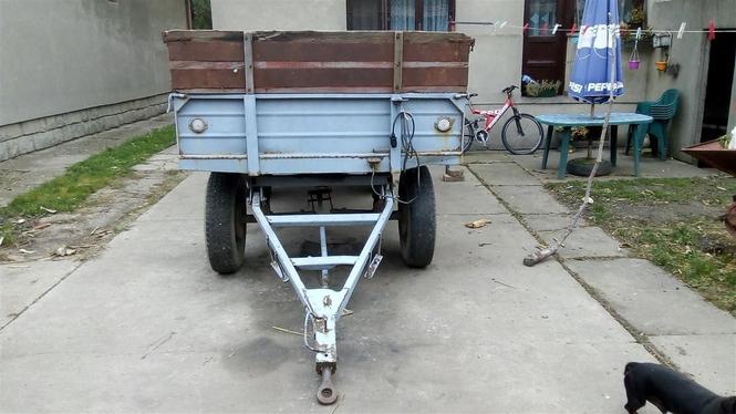 Prikolica za traktor 
