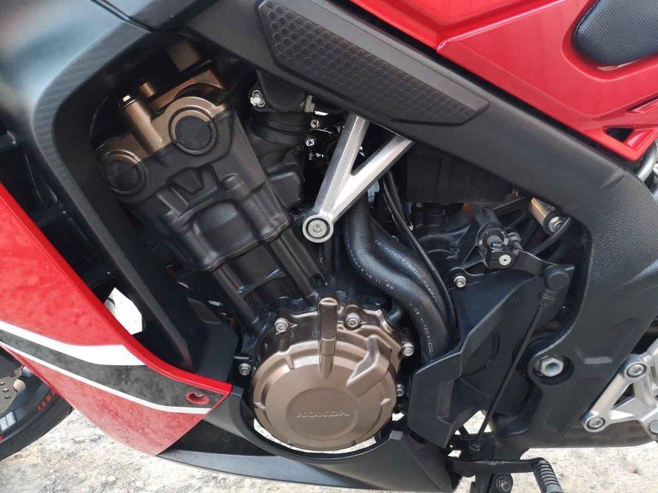 Honda-CBR-650F-2017-stranac