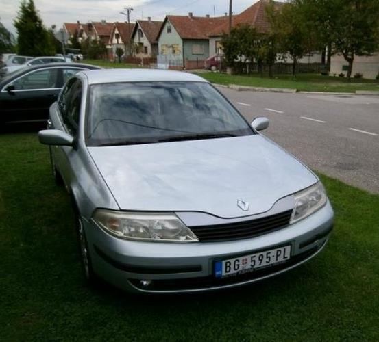 Renault Laguna -01 
