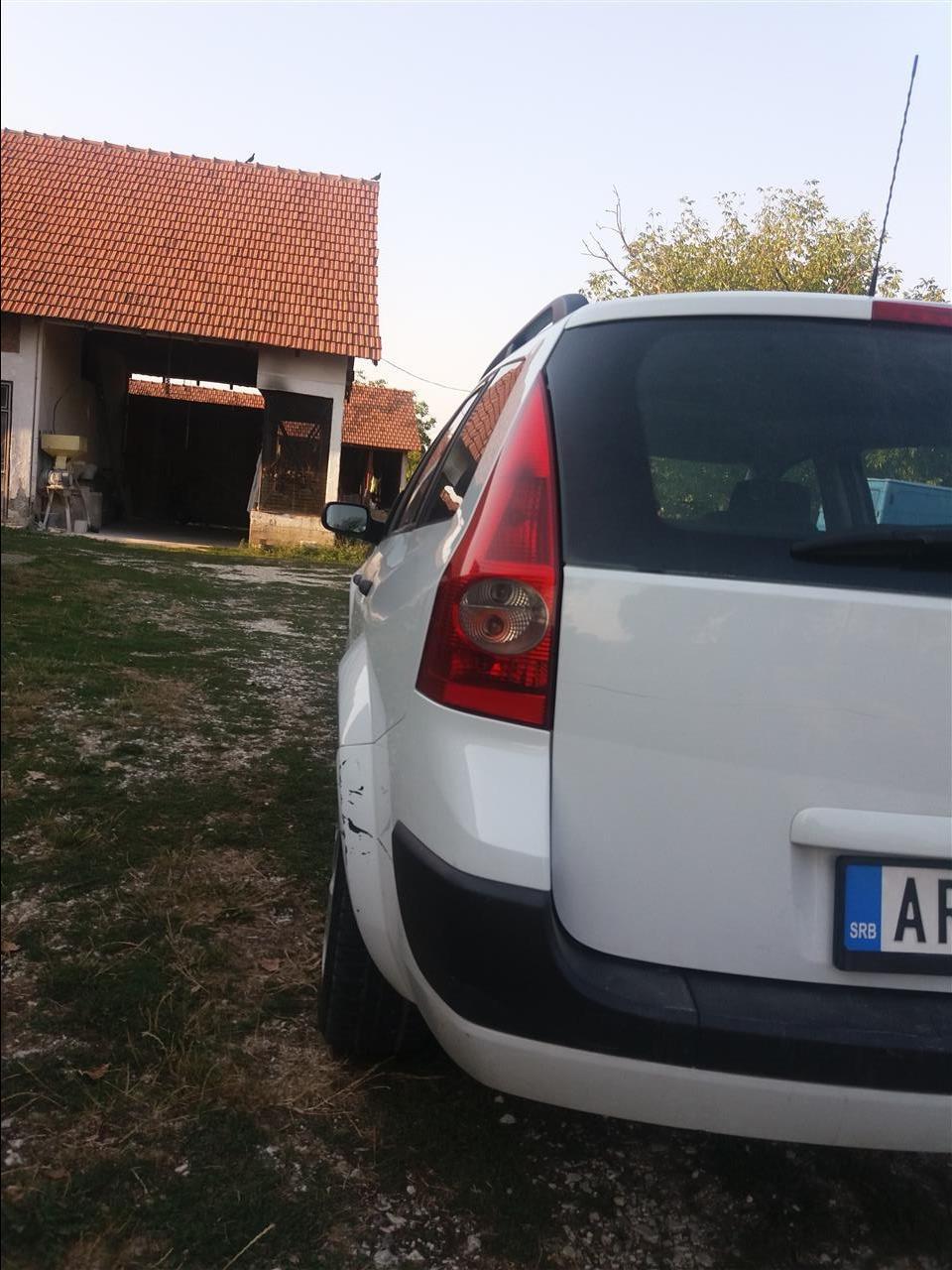 Renault-Megane-1-5-DCI