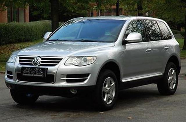 VW Touareg 2.5 TDI -08