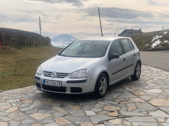 GOLF 5 2008