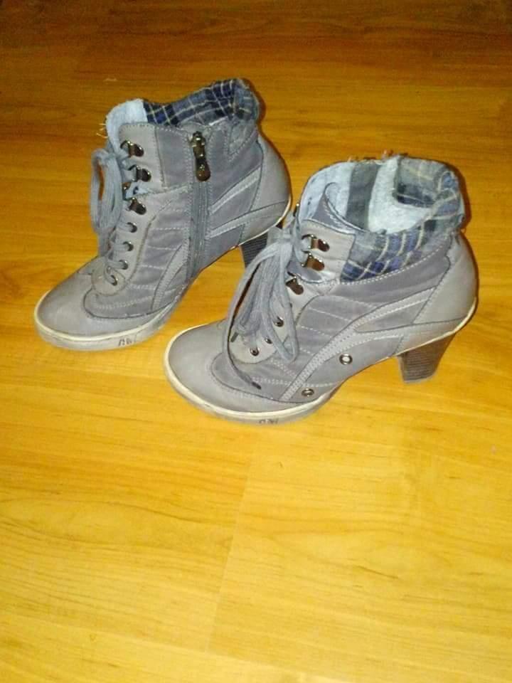 sive-čizmice