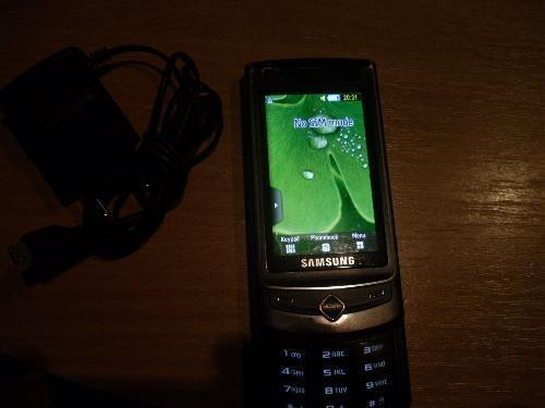 Samsung-s8300-8MP