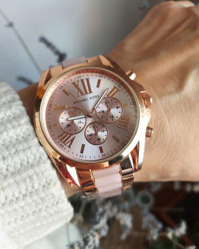Michael Kors sat