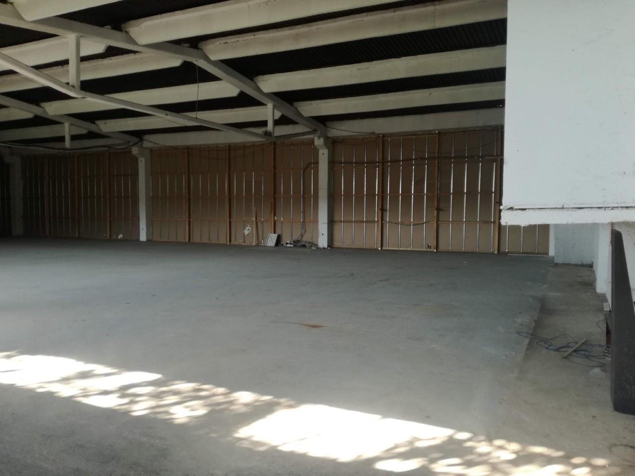 Izdajem-halu-920m2