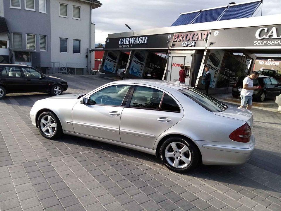 Auto