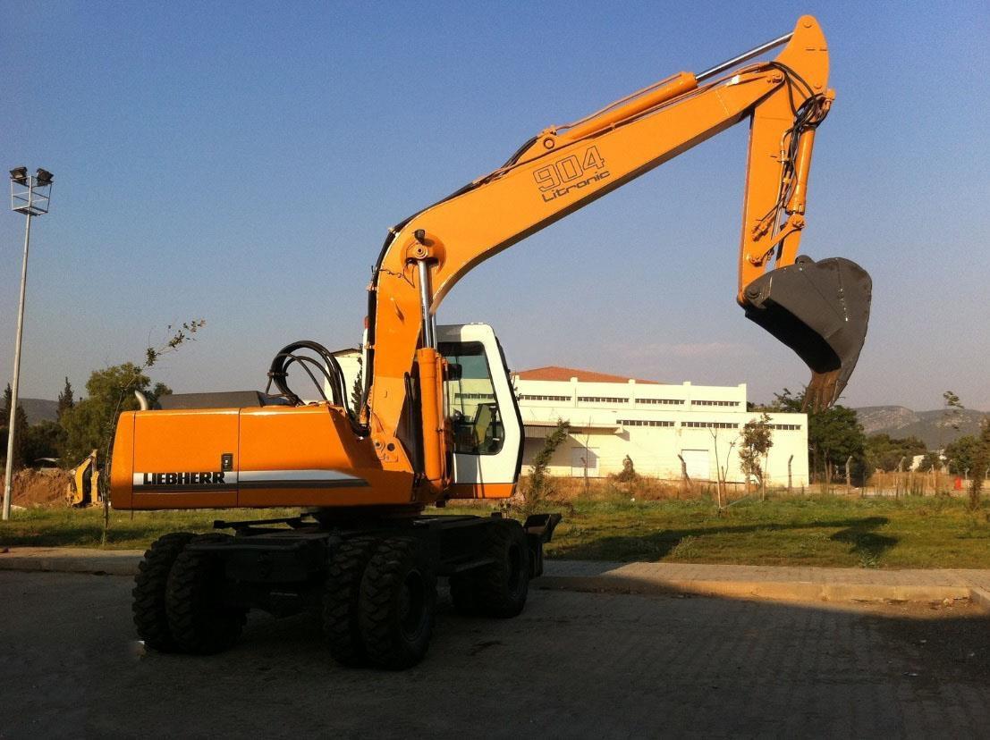LIEBHERR--904