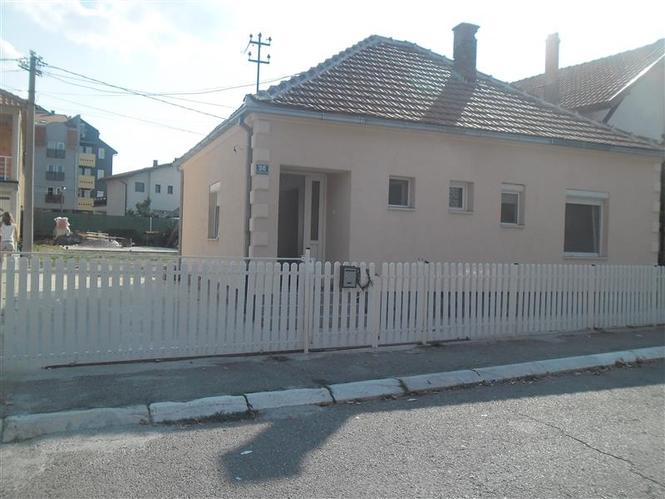 Kuca 70m2 u Beogradu 