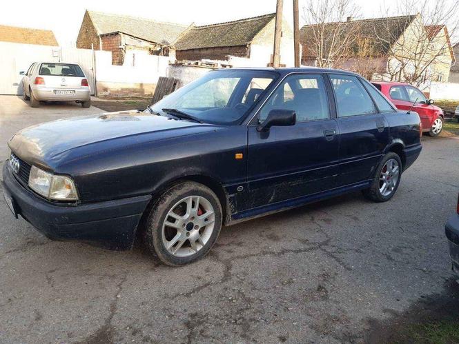 Audi 80