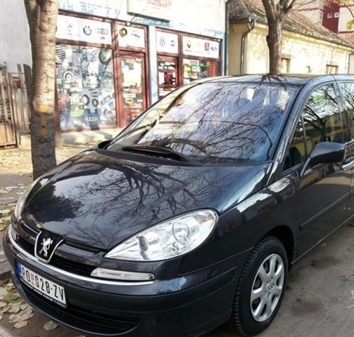 Peugeot-807-2-2-hdi--04