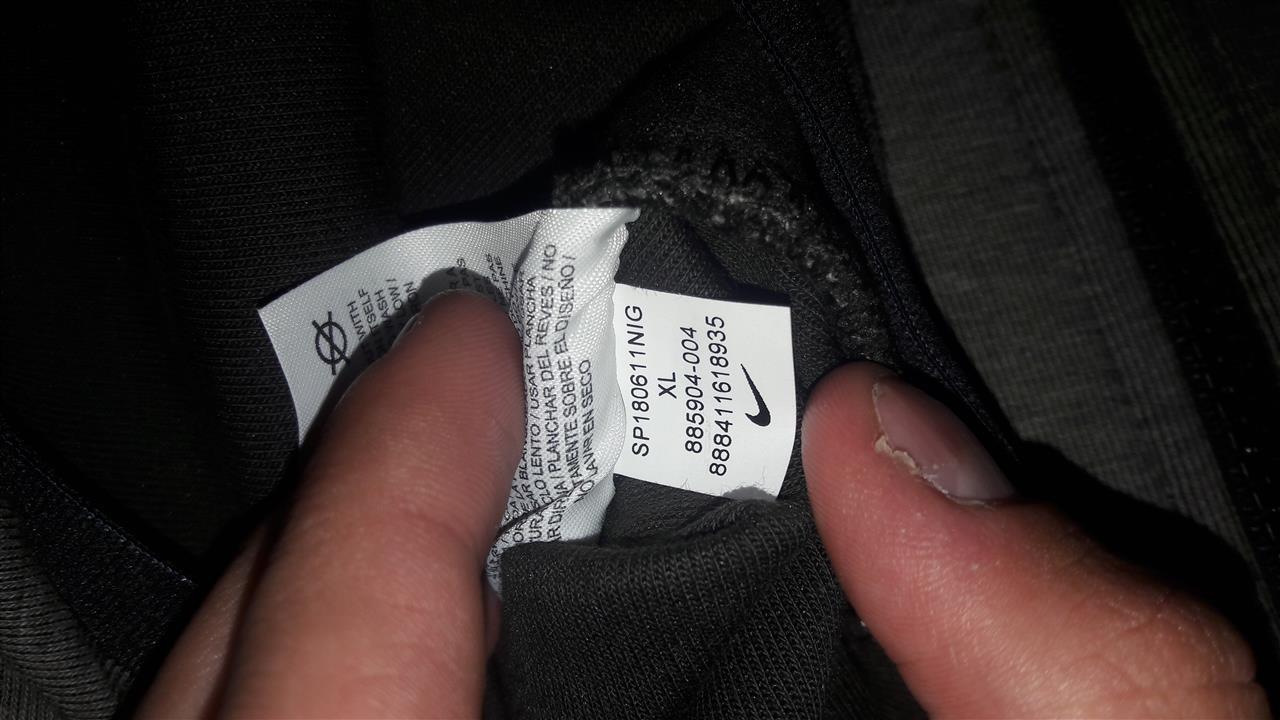 Nike-Tech-Fleece-Original