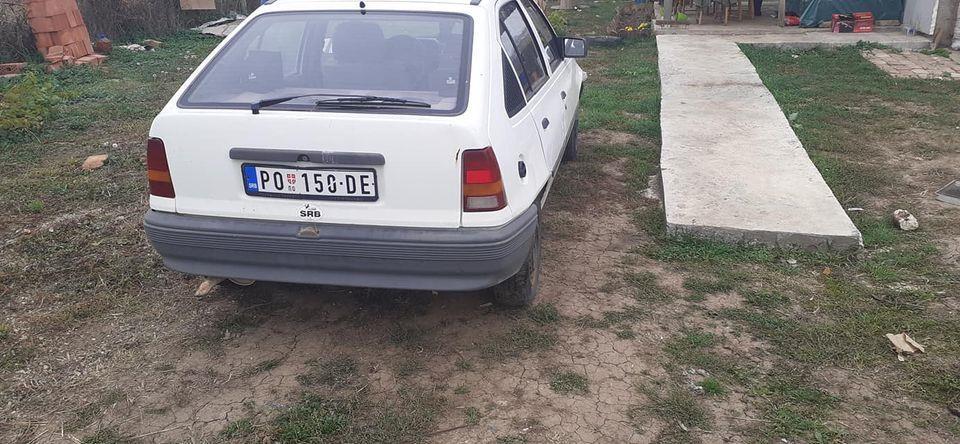 Kadet-u-odličnom-stanju