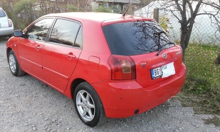 Toyota-Corolla-e12--03