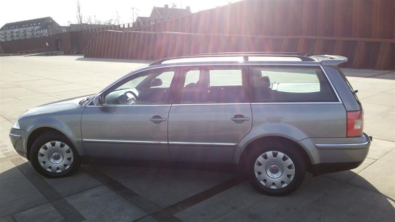 VWPASSAT--04-IZUZETAN