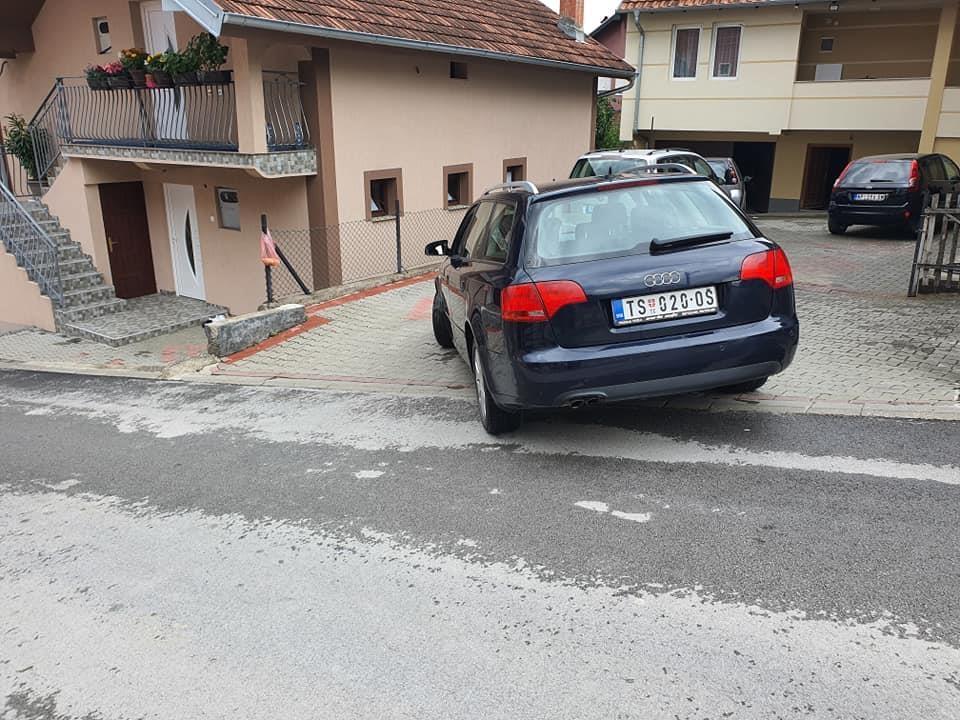 Audi-A4--2-0-dizel