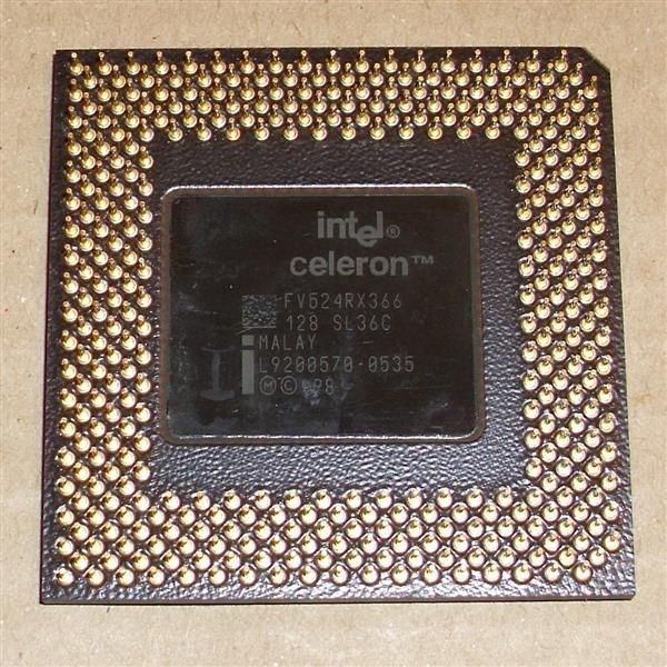 Intel-procesor-366Mhz-soket-370