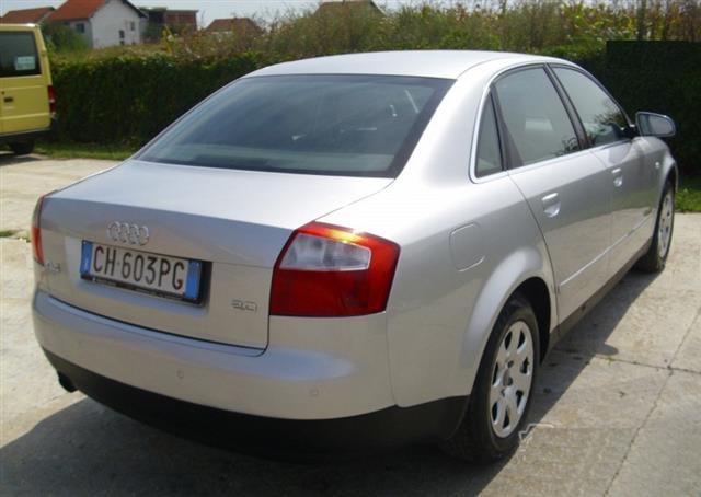 Audi A4 -01 