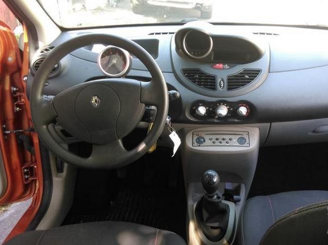 Renault-Twingo-1-2-16V--08