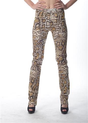 Model 20: Unikatne pantalone