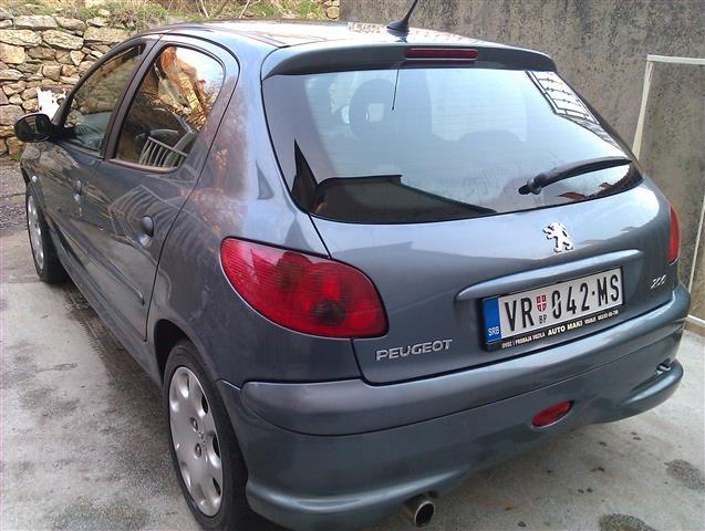 Peugeot-206--06-