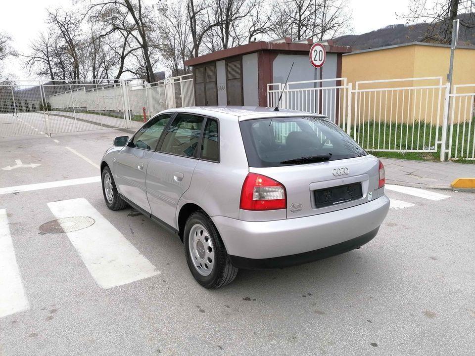 AUDI-A3-1-6BENZIN