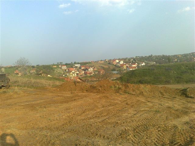 Plac-550m2-u-Petrovaradinu
