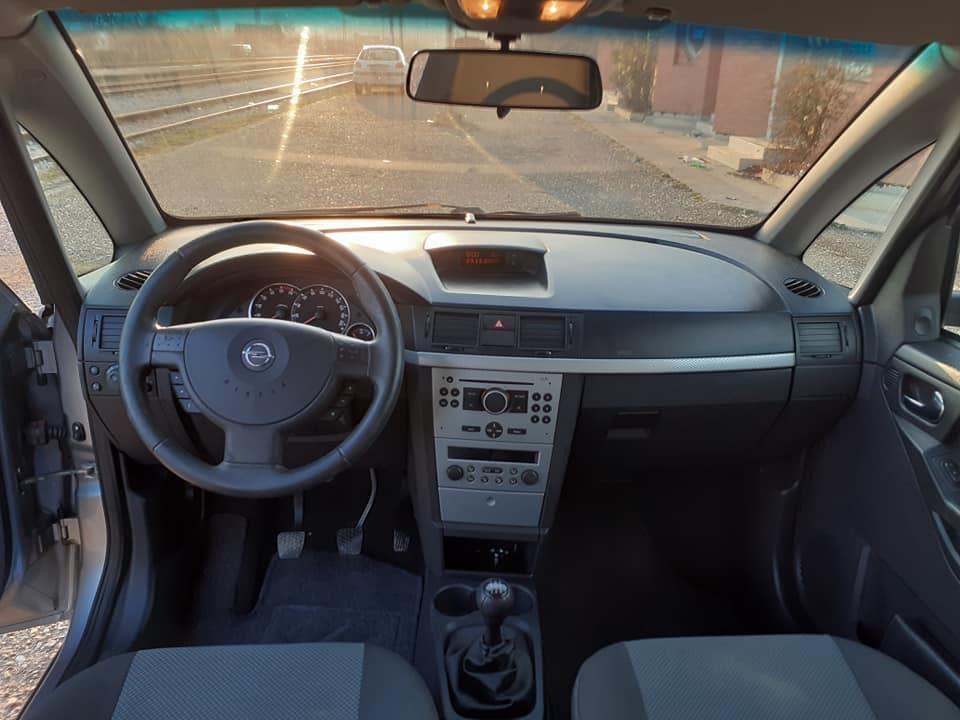 Opel-meriva-1-7cdti