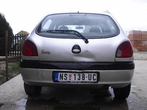 -Ford-Fiesta--01