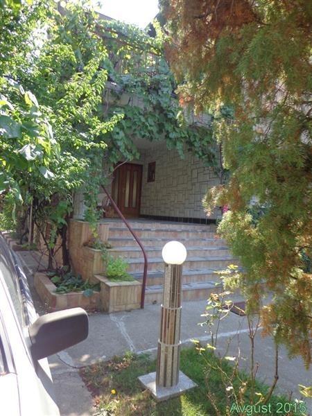 Kuca-uknjizena-148m2-u-Ecka-