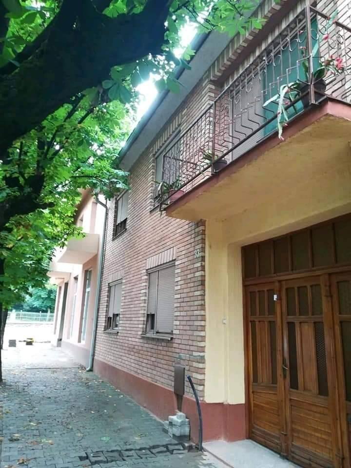 Kuca-na-prodaju