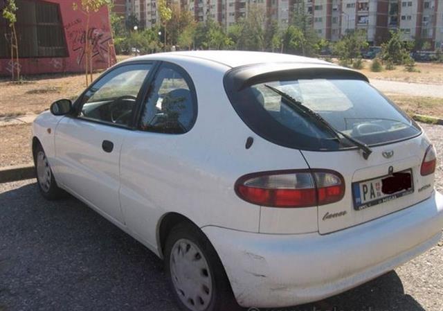 Daewoo-Lanos-sx--99-