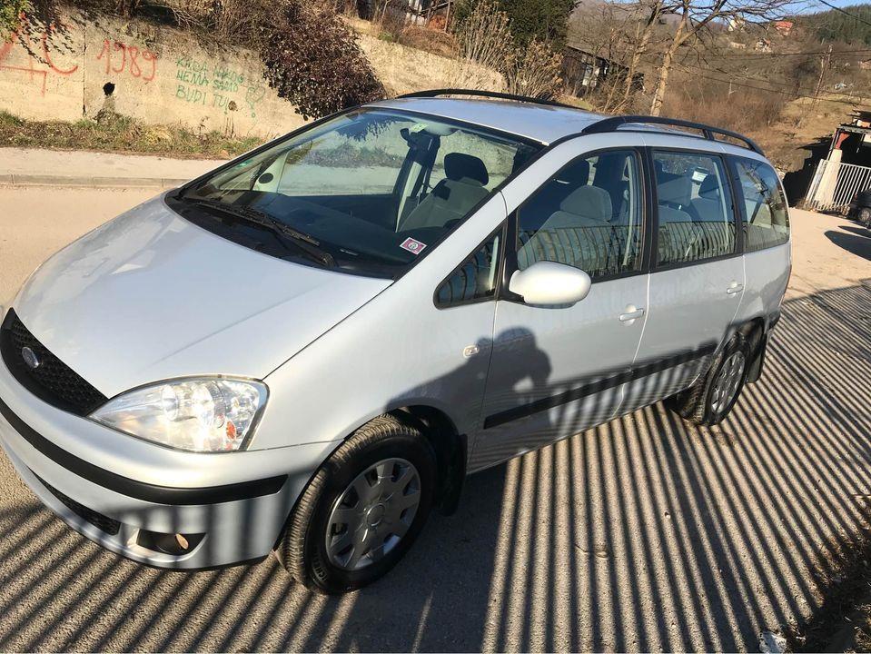 Ford-galaxy