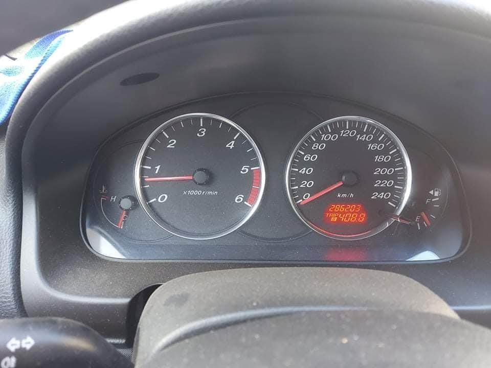 Mazda-6-2004-2-0