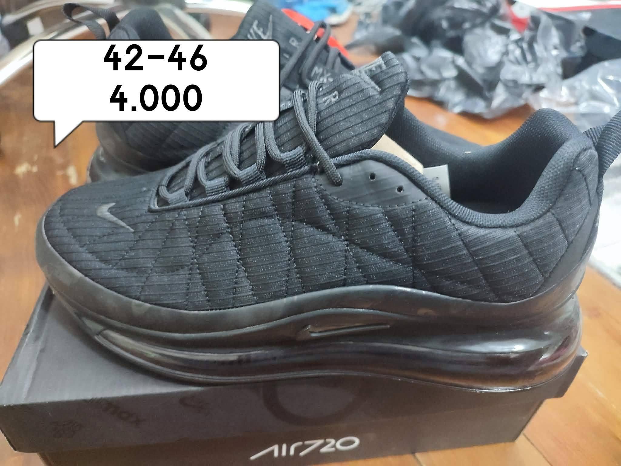 Nike-720
