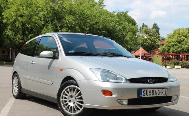 Ford Focus 1.4 benzin, gas -01