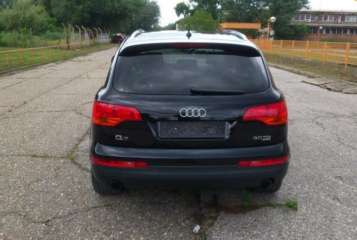 Audi-Q7-3-0tdi-dogovor--07-