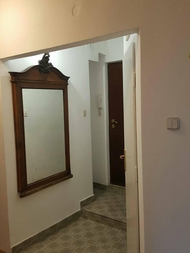 Strogi-centar--polunamesten-stan-