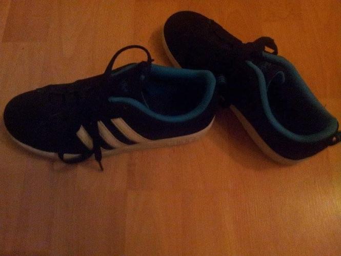 ADIDAS NEO PATIKE