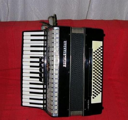 Royal Standard, 80 basova