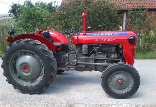 Traktor-IMT-539-1987