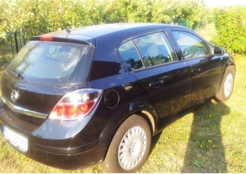 Opel-Astra-H-1-6--13