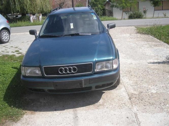 Audi B4