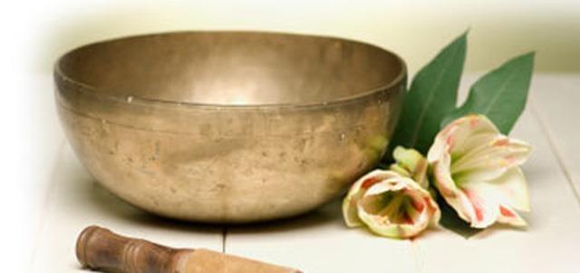 SINGING BOWLS
