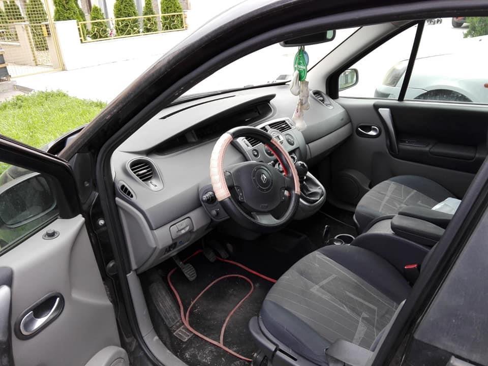 Renault-scenic