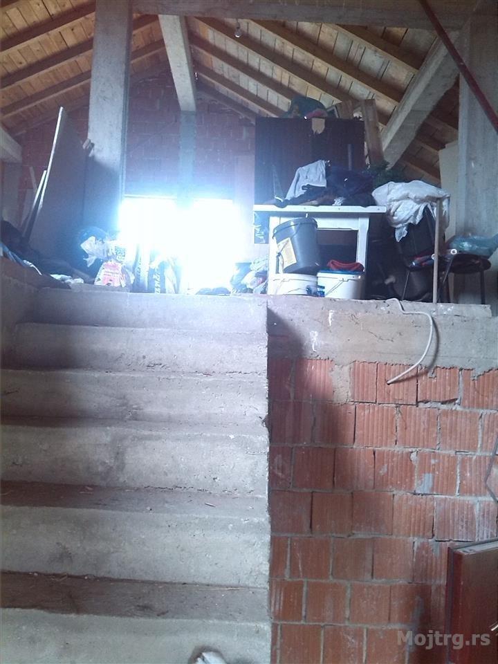 Kuca U Jarkovcu Zrenjanin