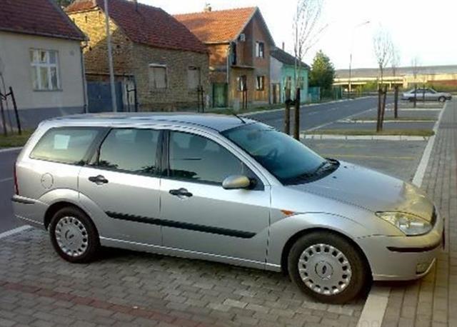 Ford-Focus-TDCi--02